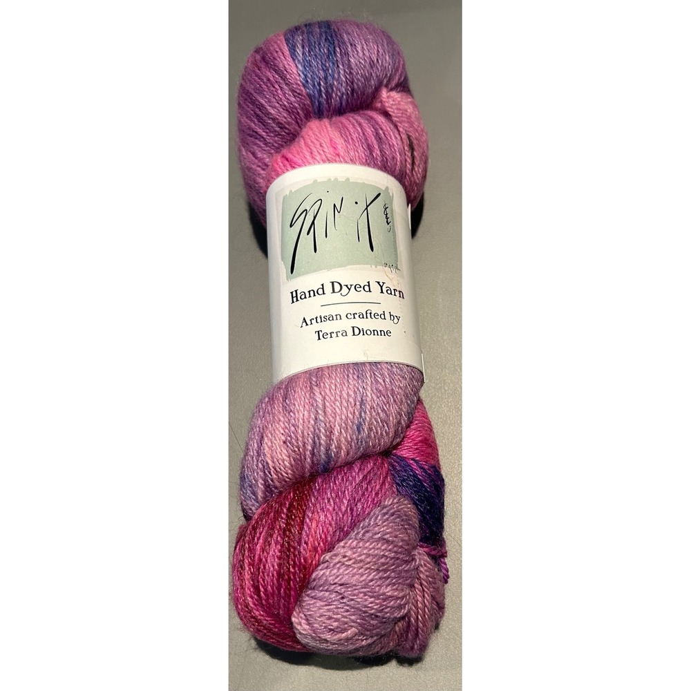 Spin It Hand Dyed Yarn Terra Dionne 70% Fine Merino‎ 20% Bamboo 10% Nylon 375yd